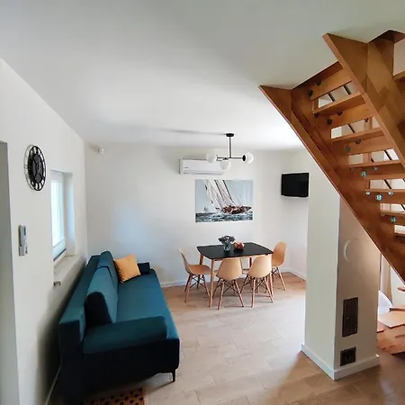 Przystan Na Dobrej 別荘 *